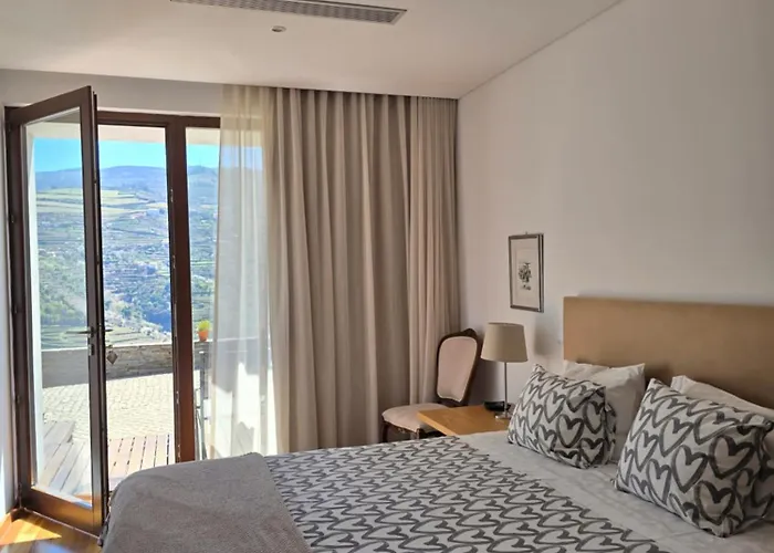 Гостевой дом Imaginario D'el Rei - Мезан-Фриу